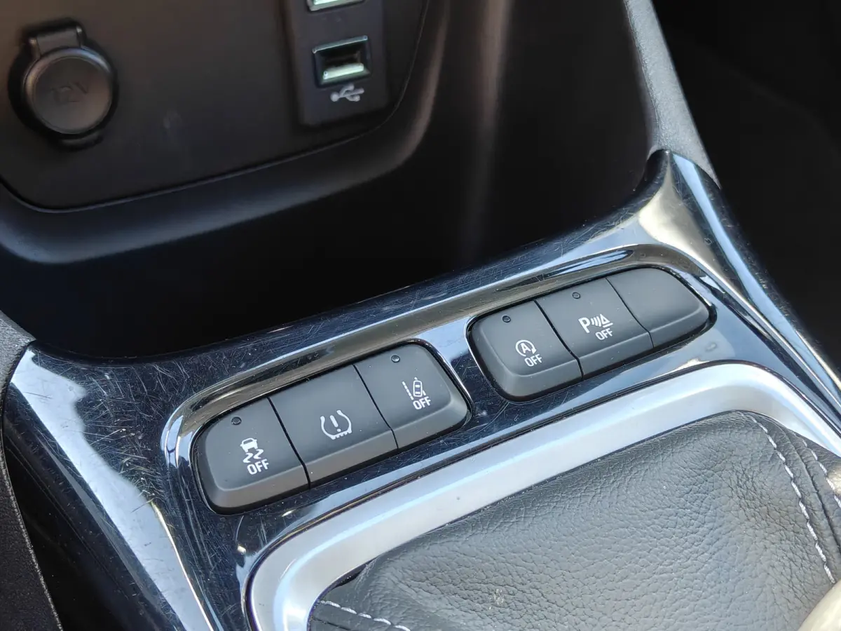 1.2 Turbo Elegance / Carplay / Stoelverwarming / Cruise / Airco /
