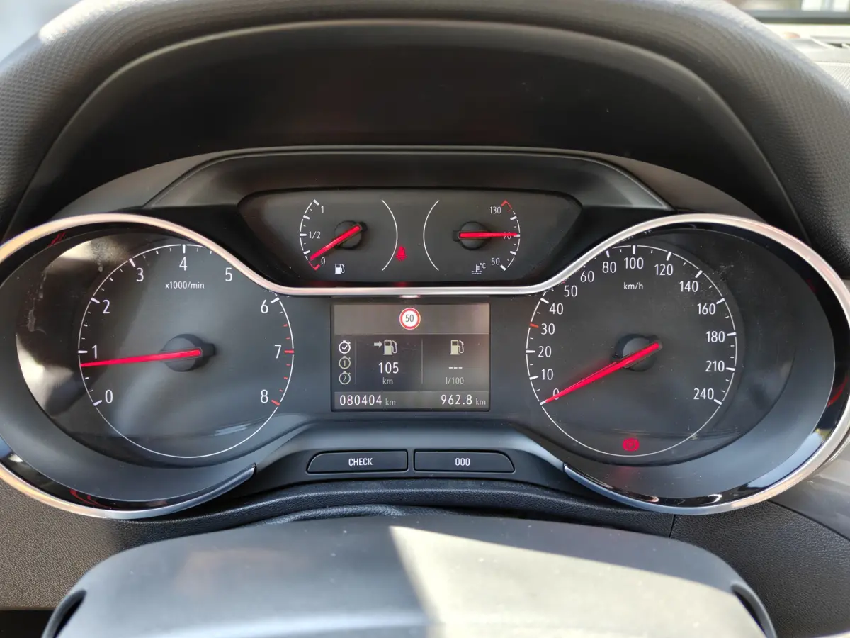 1.2 Turbo Elegance / Carplay / Stoelverwarming / Cruise / Airco /