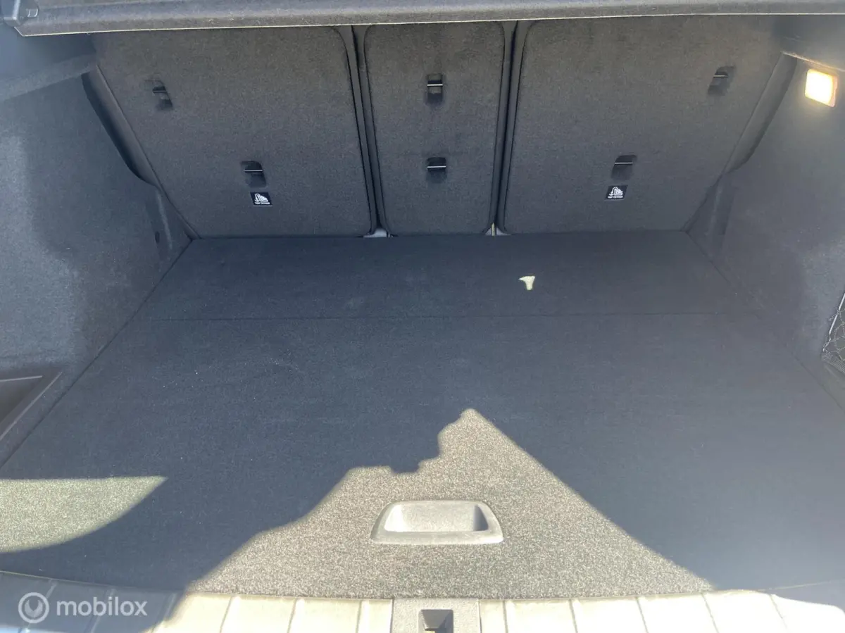 sDrive20i Business Edition Plus I Pano I Adap Cruise I Led I Camera