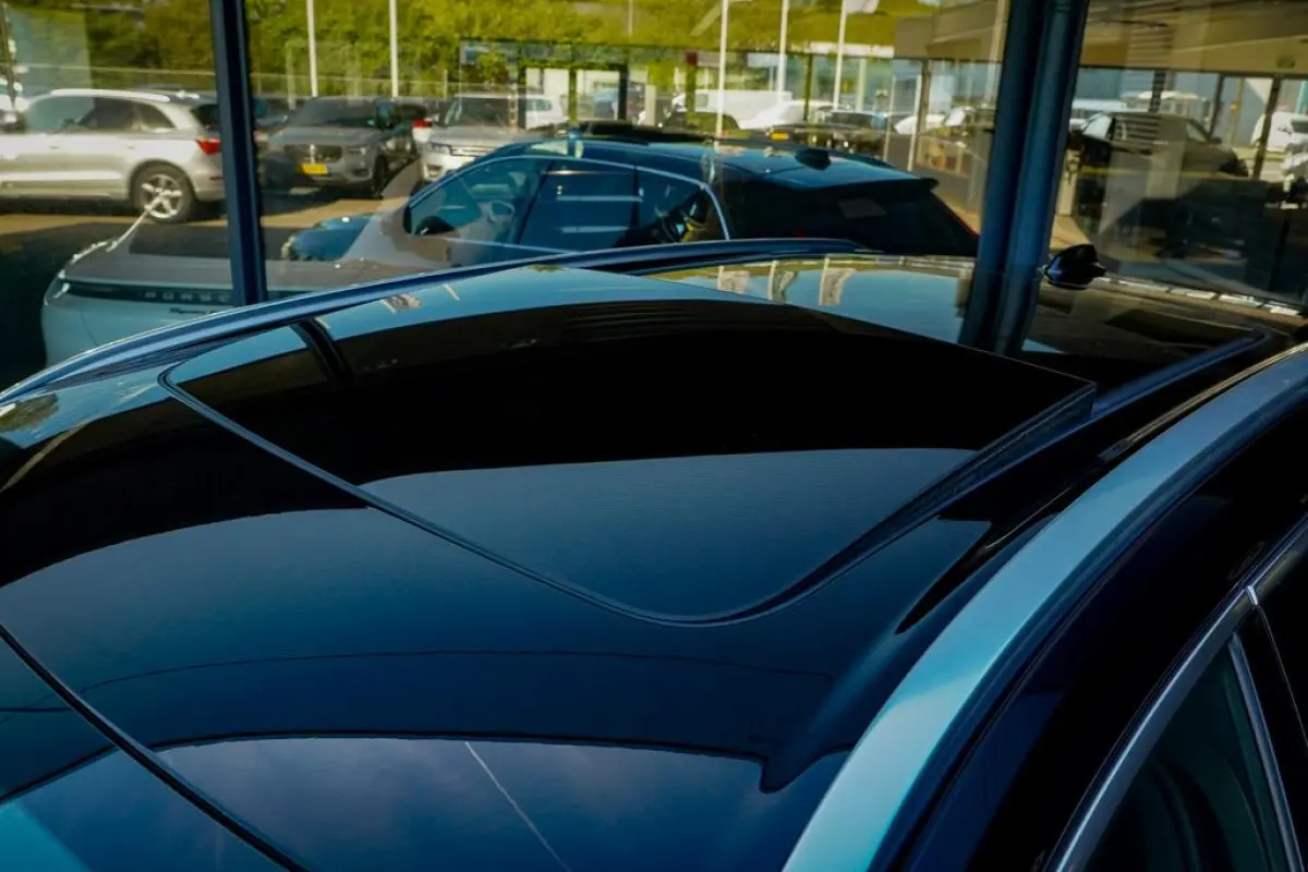 2.0 T6 Plug-in hybrid AWD Inscription / Pano / Stoelverwarming-ventilatie-massage / Trekhaak / Riem vervangen