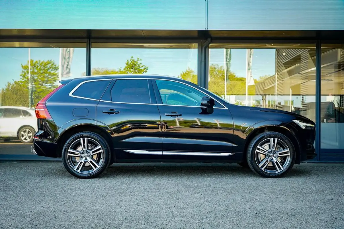 2.0 T6 Plug-in hybrid AWD Inscription / Pano / Stoelverwarming-ventilatie-massage / Trekhaak / Riem vervangen