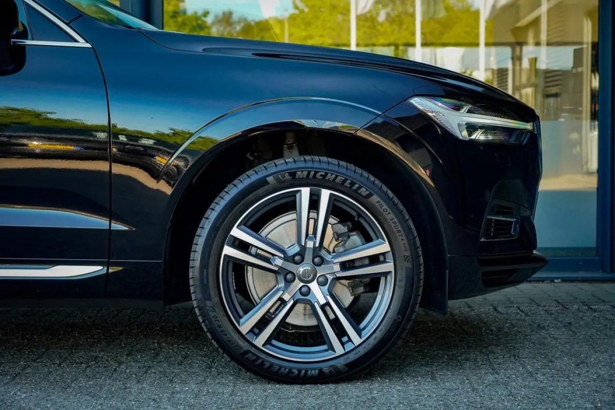 2.0 T6 Plug-in hybrid AWD Inscription / Pano / Stoelverwarming-ventilatie-massage / Trekhaak / Riem vervangen