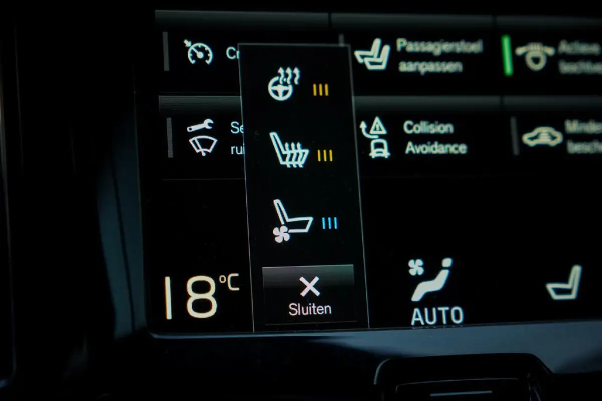 2.0 T6 Plug-in hybrid AWD Inscription / Pano / Stoelverwarming-ventilatie-massage / Trekhaak / Riem vervangen