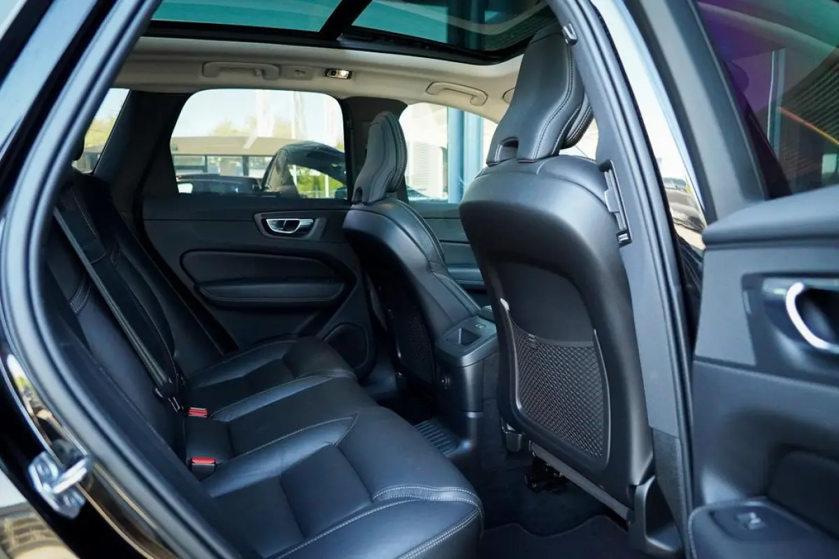 2.0 T6 Plug-in hybrid AWD Inscription / Pano / Stoelverwarming-ventilatie-massage / Trekhaak / Riem vervangen