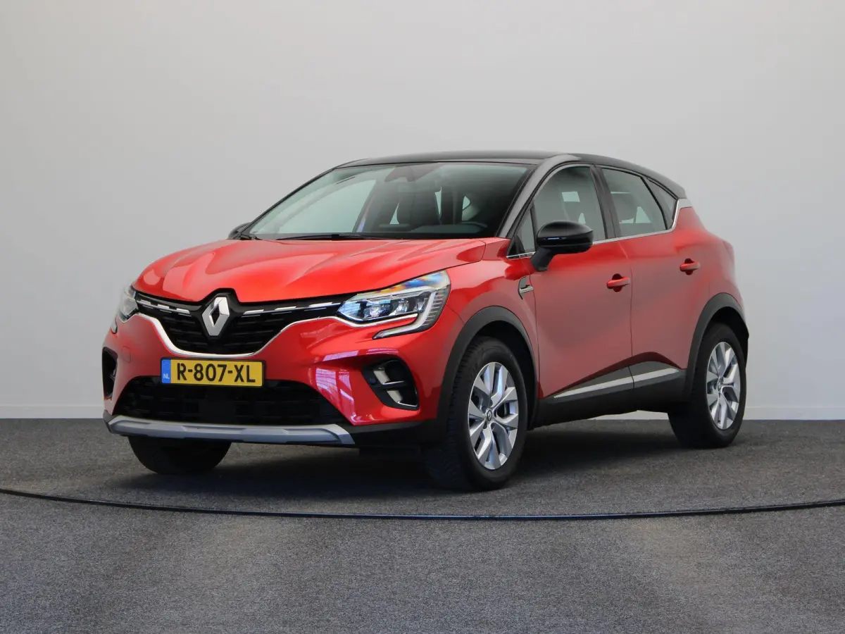 TCe 90pk Intens | Dealeronderhouden | Eerste eigenaar | 360 graden camera | Stoel en stuurverwarming | Dodehoek detectie | Verwarmd voorruit |
