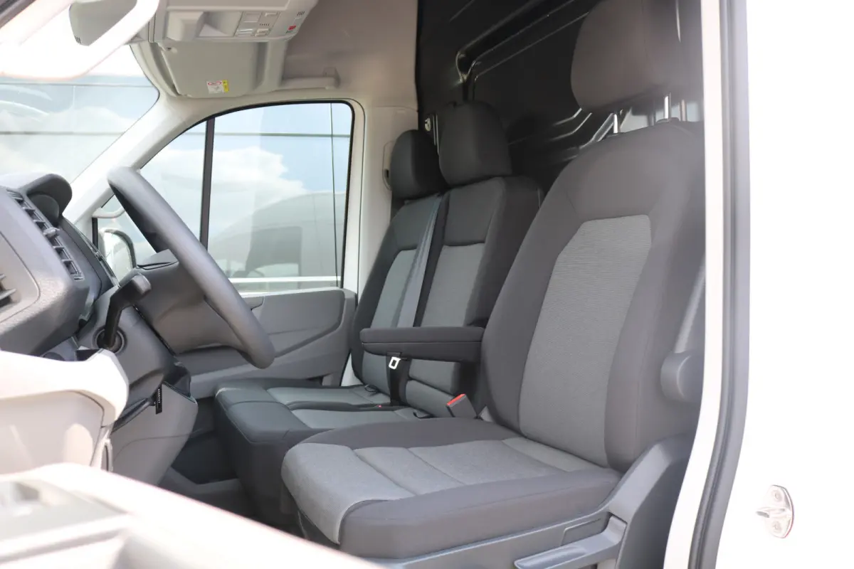 2.0 TDI 177pk L3 H3 Automaat Airco Navigatie Apple Carplay Camera
