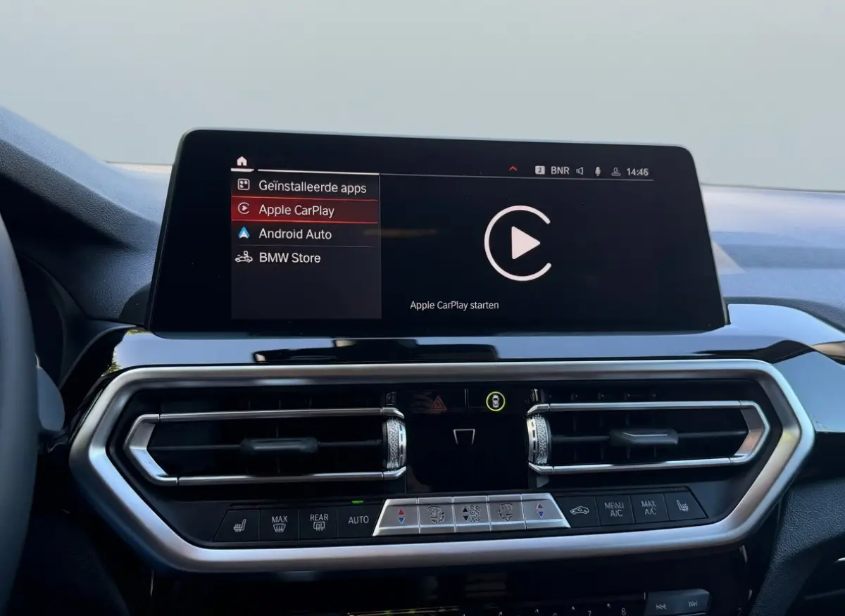 XDrive30e High Exec. - Trekhaak - Camera - Sfeerverlichting