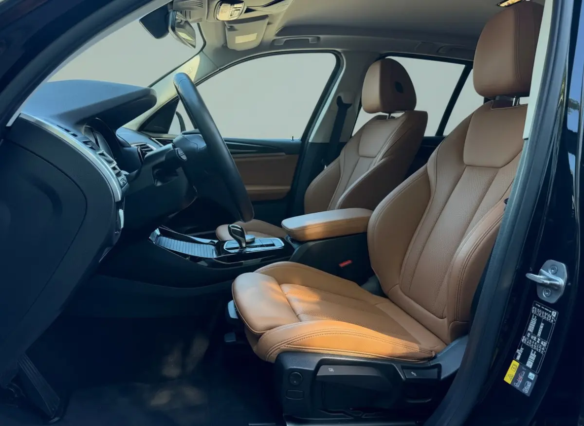 XDrive30e High Exec. - Trekhaak - Camera - Sfeerverlichting