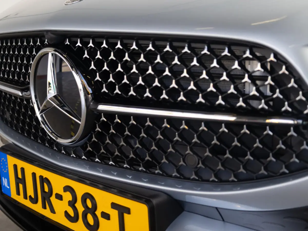 Coupé 180 Star Edition AMG Line Panorama dak