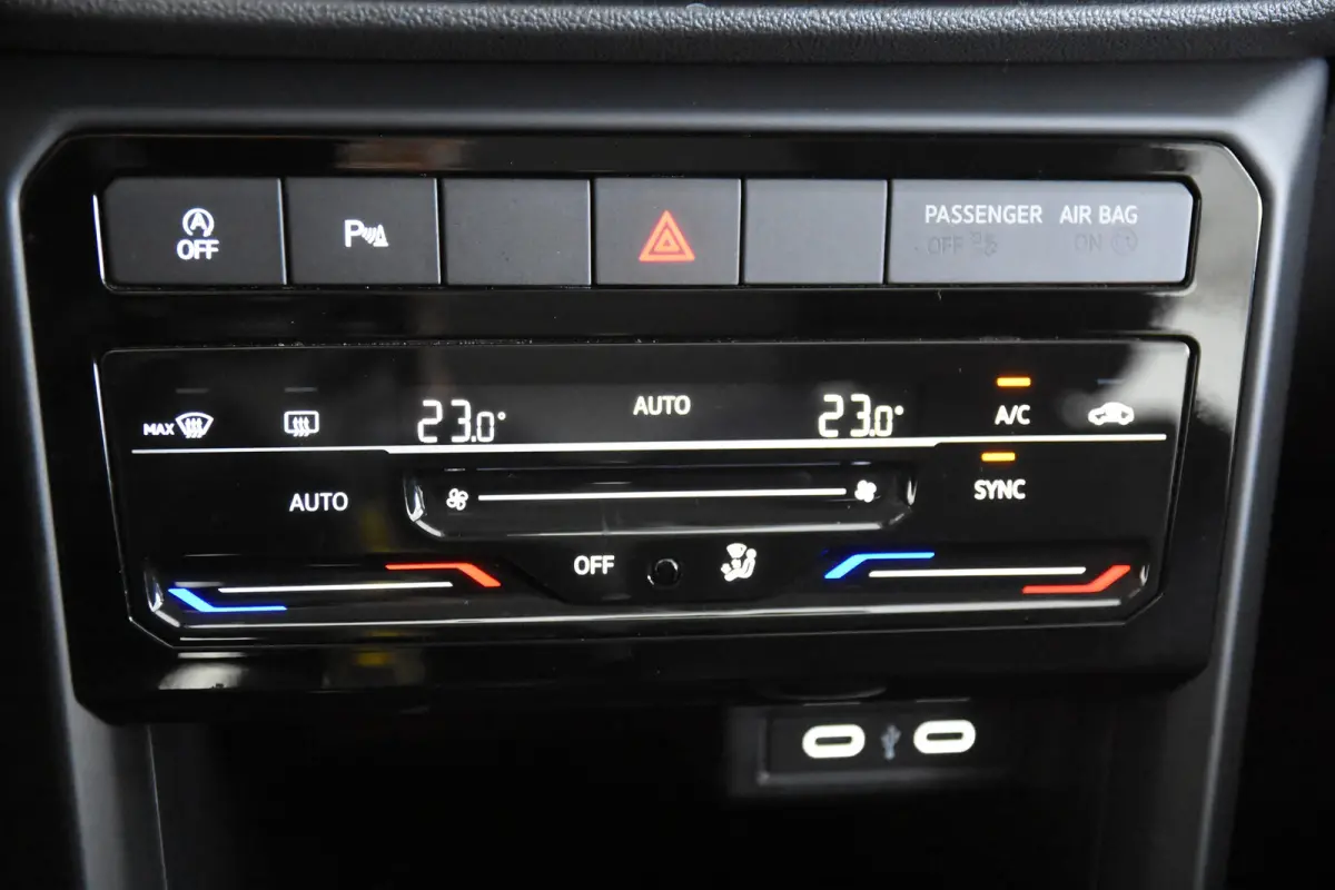 TSI Life *1ste eigenaar*Navigatie*Camera*Carplay*