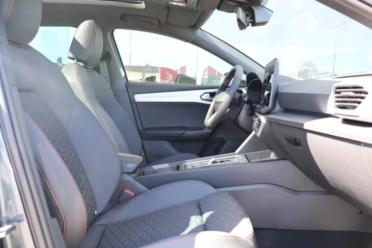 1.5 TSI 204pk e-Hybrid FR Business | Safe Drive Pack | Panoramadak