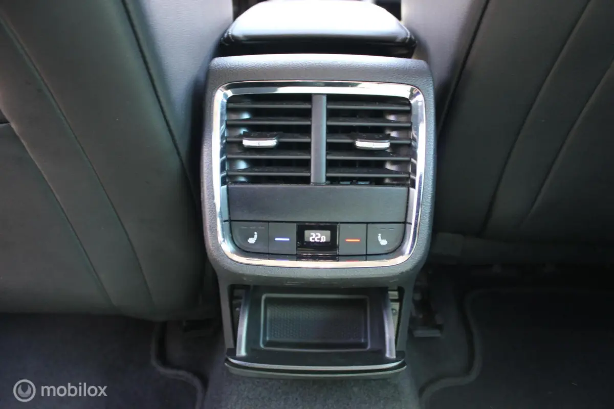 1.4 TSI iV PHEV Business Edition Plus ACC / HUD