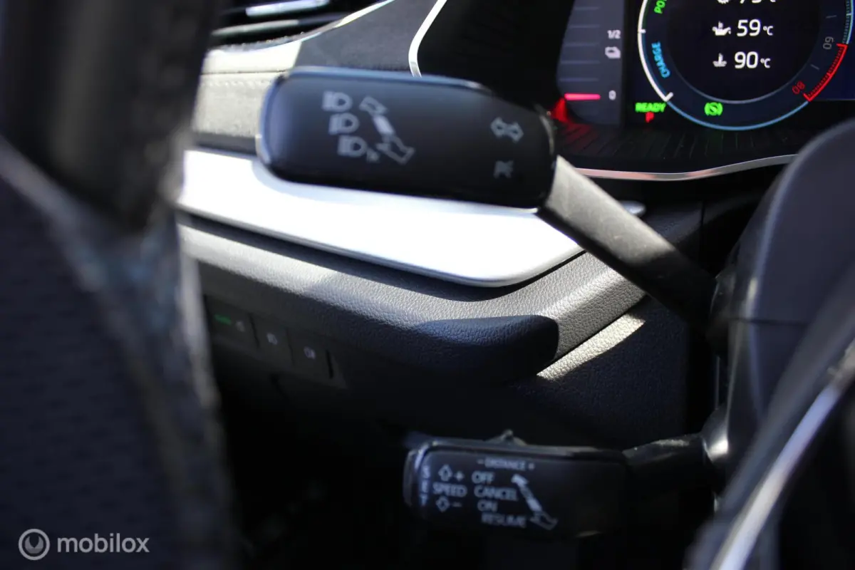1.4 TSI iV PHEV Business Edition Plus ACC / HUD