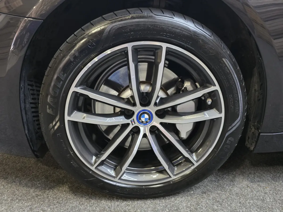 530e Business Edition M-Sport Plus HUD Navi LED Memory stoelv en koeling LM