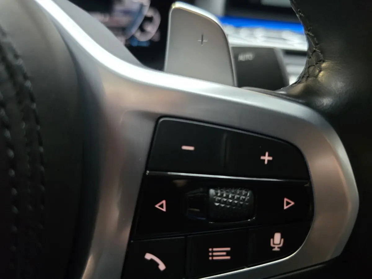 530e Business Edition M-Sport Plus HUD Navi LED Memory stoelv en koeling LM