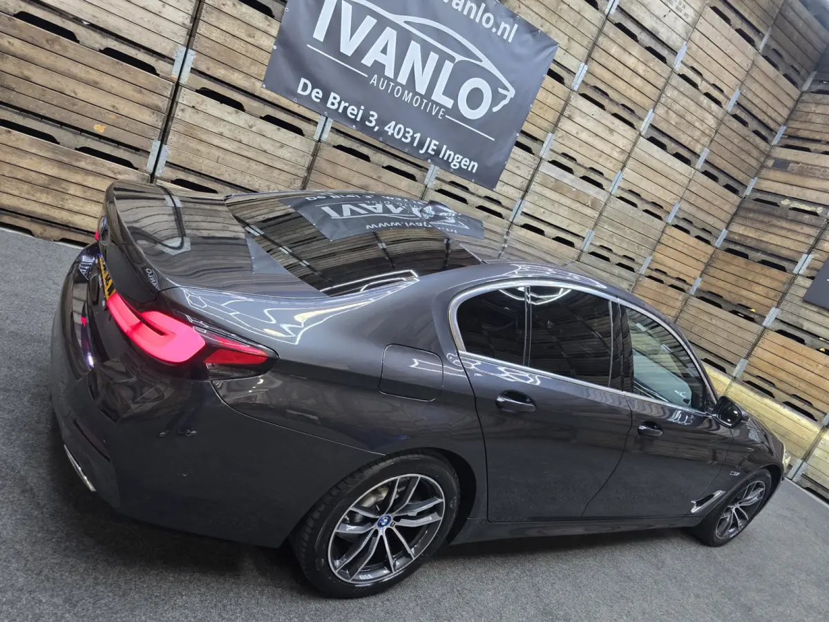 530e Business Edition M-Sport Plus HUD Navi LED Memory stoelv en koeling LM