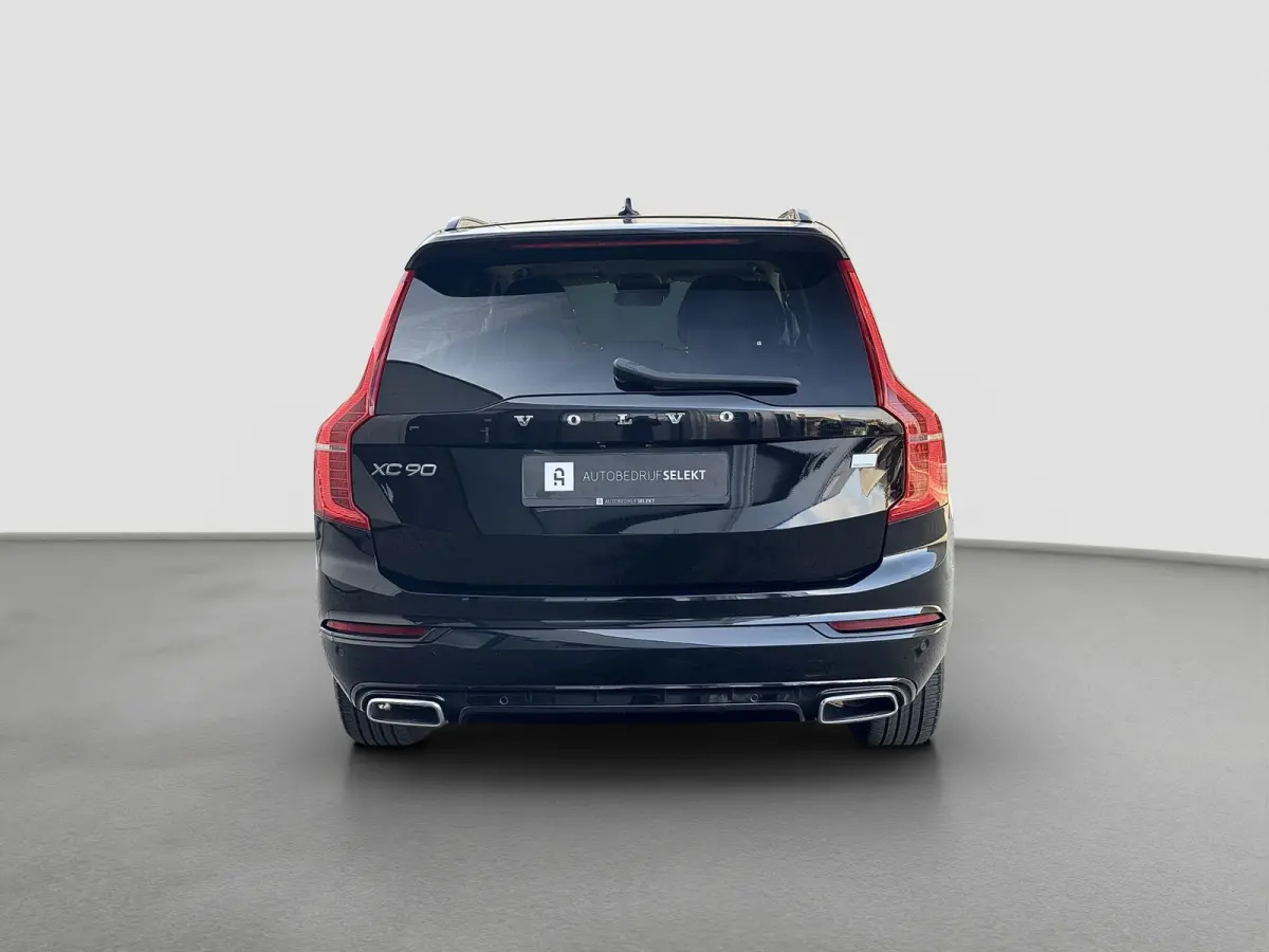 2.0 T8 Recharge AWD R-Design | Pilot Assist | Stoelverwarming | Carplay | Black on black