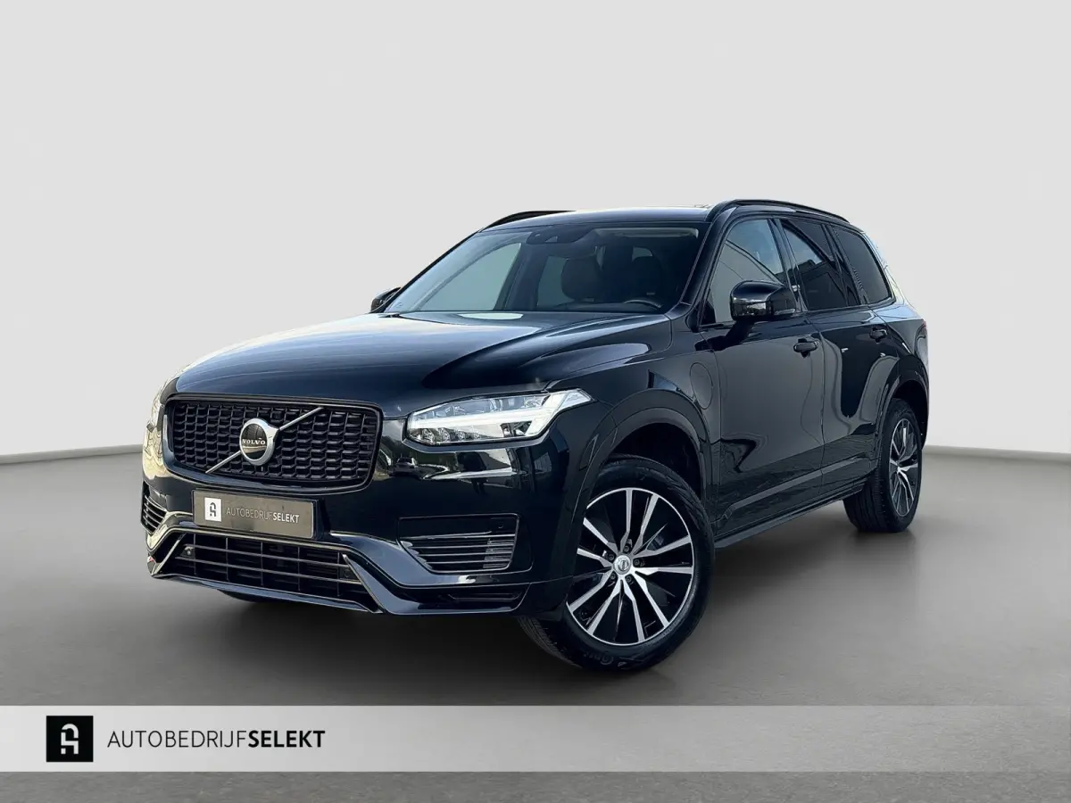 2.0 T8 Recharge AWD R-Design | Pilot Assist | Stoelverwarming | Carplay | Black on black
