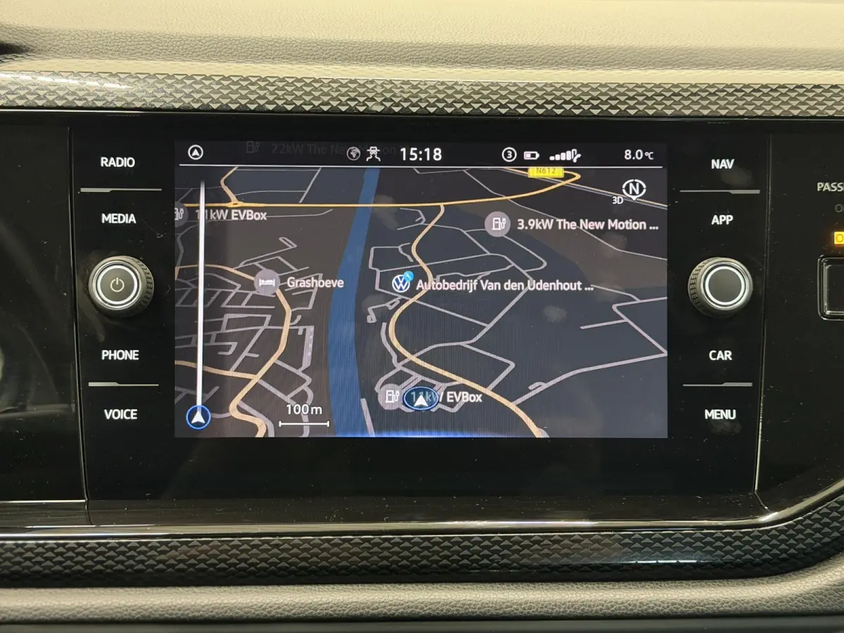 1.0 TSI Life Navigatie Apple Carplay / Android Auto Adaptive Cruise Control Lichtmetalen velgen Led Virtual Cockpit Airco