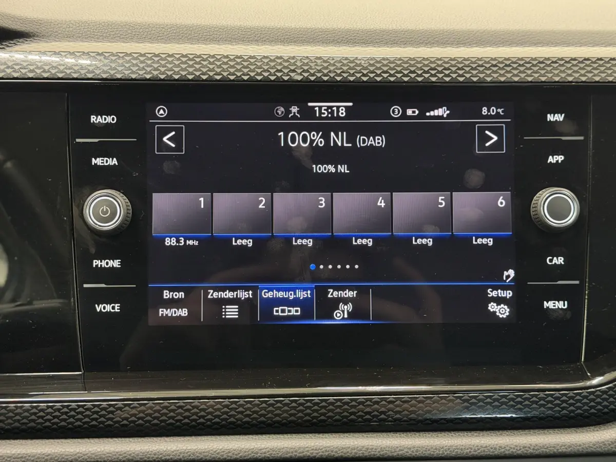 1.0 TSI Life Navigatie Apple Carplay / Android Auto Adaptive Cruise Control Lichtmetalen velgen Led Virtual Cockpit Airco