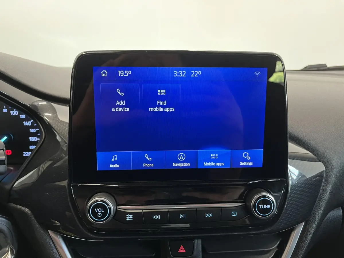 1.0 EcoBoost Titanium Climate control Cruise control LED Parkeersensor achter Stoel + Stuur verwarming Navigatie Apple Carplay/ Android Auto