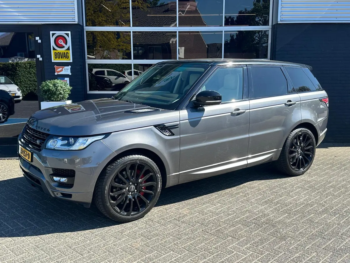 5.0 V8 510 pk Supercharged HSE Dynamic, Two Tone, Pano, Bluetooth, Cruise, Camera, Navi, PDC