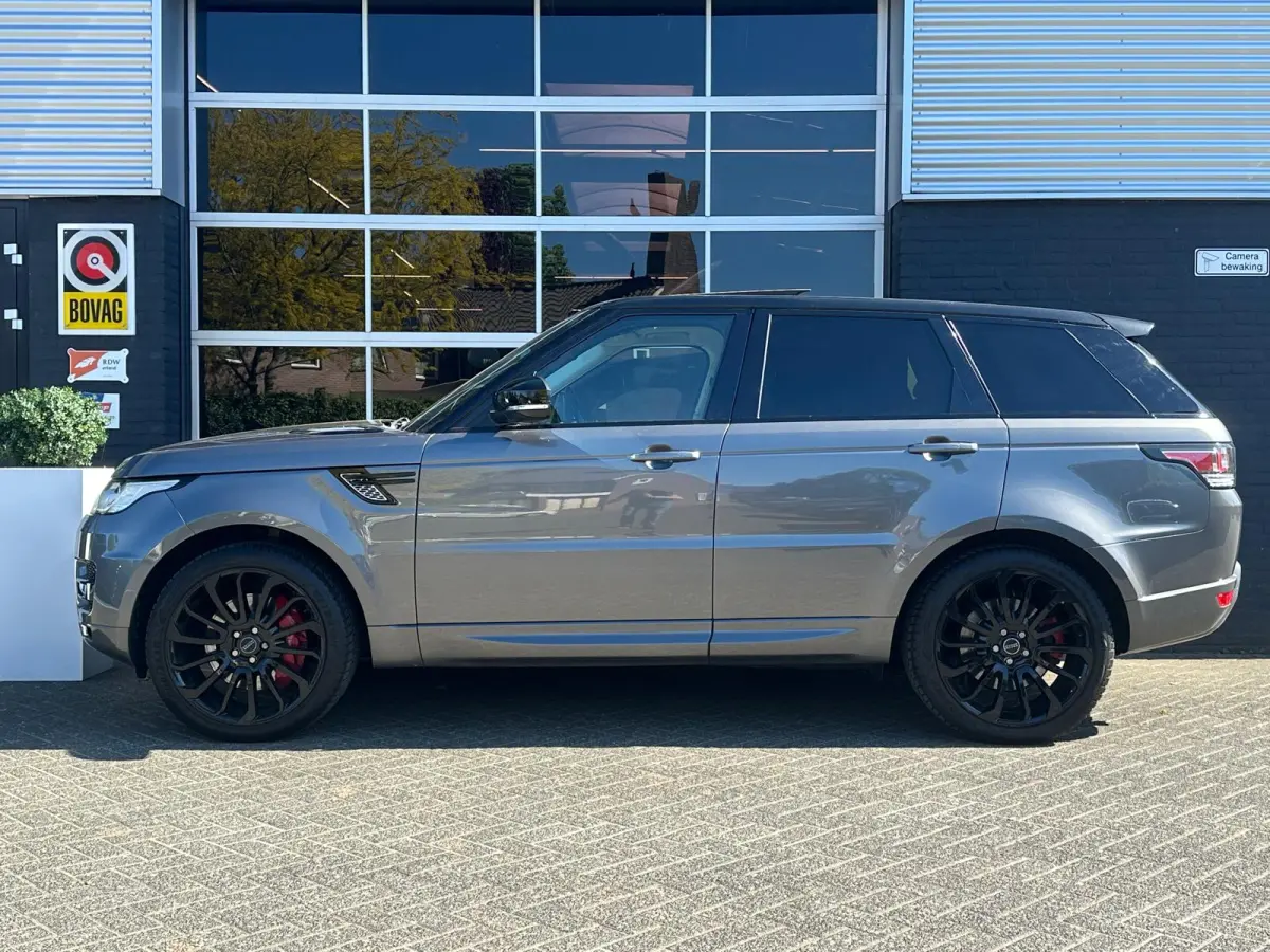 5.0 V8 510 pk Supercharged HSE Dynamic, Two Tone, Pano, Bluetooth, Cruise, Camera, Navi, PDC