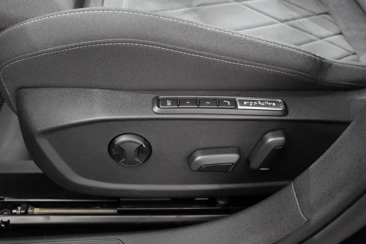 1.5 eTSI DSG Style 150 Pk Adaptive Cruise Control Camera Stoel/Stuurverwarming Navigatie Digital Cockpit Massage/Memory Bestuurderstoel