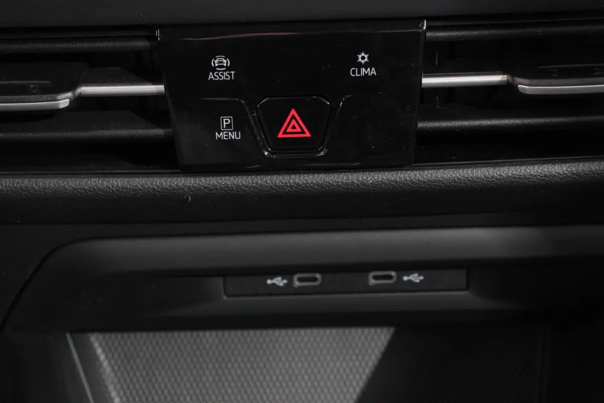 1.5 eTSI DSG Style 150 Pk Adaptive Cruise Control Camera Stoel/Stuurverwarming Navigatie Digital Cockpit Massage/Memory Bestuurderstoel