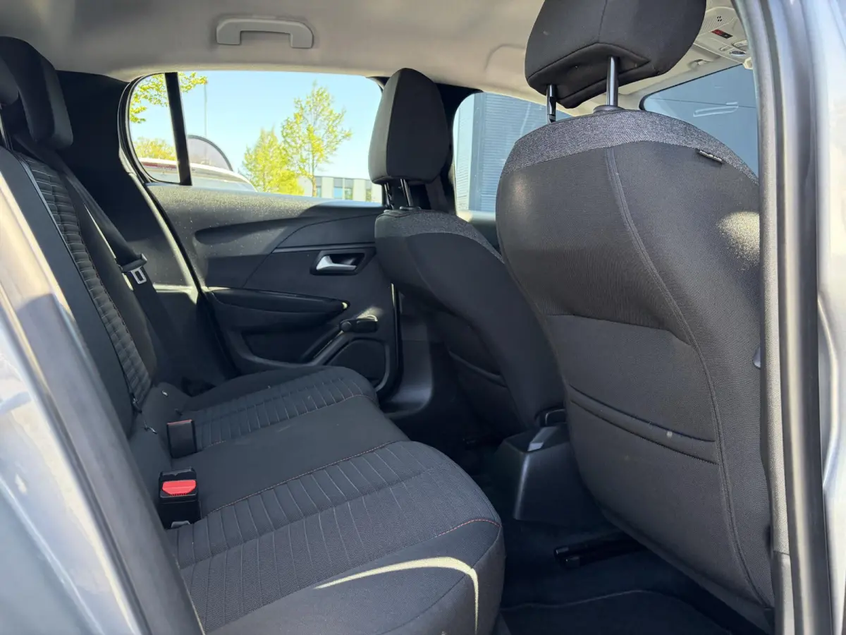 1.2 PureTech Blue Lease Active 2e Eigenaar,Navi,D-riem vv 07-2025,Pdc,Clima,Cruise,Rijstrooksensor,N.A.P,Bj 12-2019,Apk tot 08-2027