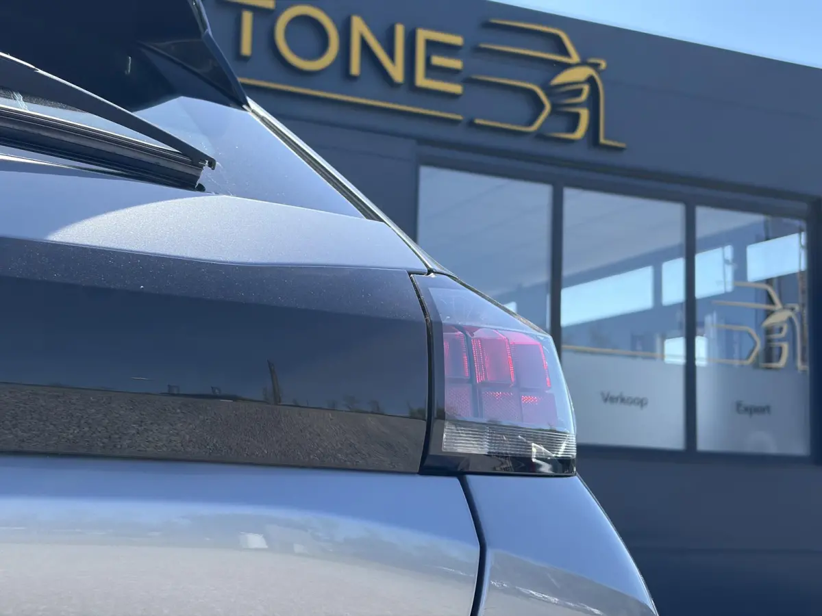 1.2 PureTech Blue Lease Active 2e Eigenaar,Navi,D-riem vv 07-2025,Pdc,Clima,Cruise,Rijstrooksensor,N.A.P,Bj 12-2019,Apk tot 08-2027