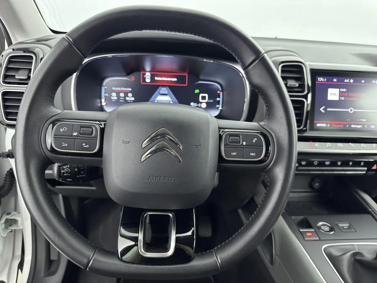 1.2 PureTech Business Plus | Trekhaak | Cruise Control | Achteruitrijcamera | Stoelverwarming | Keyless | Lane Assist | Elekt. stoelverstelling | Carplay |
