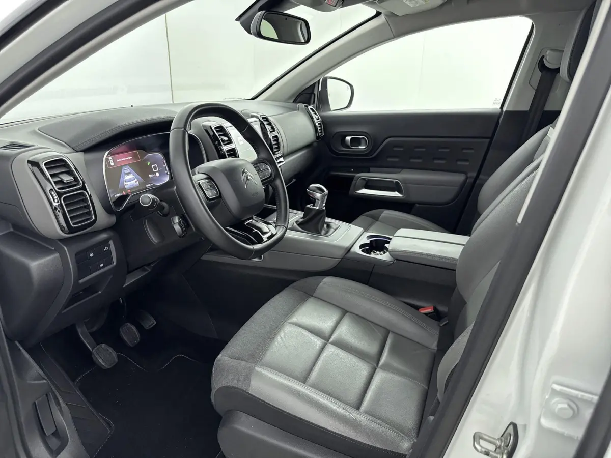 1.2 PureTech Business Plus | Trekhaak | Cruise Control | Achteruitrijcamera | Stoelverwarming | Keyless | Lane Assist | Elekt. stoelverstelling | Carplay |