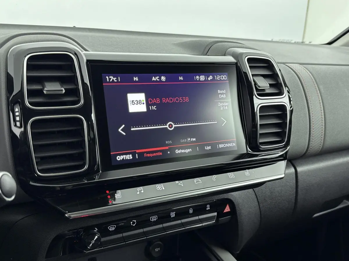 1.2 PureTech Business Plus | Trekhaak | Cruise Control | Achteruitrijcamera | Stoelverwarming | Keyless | Lane Assist | Elekt. stoelverstelling | Carplay |