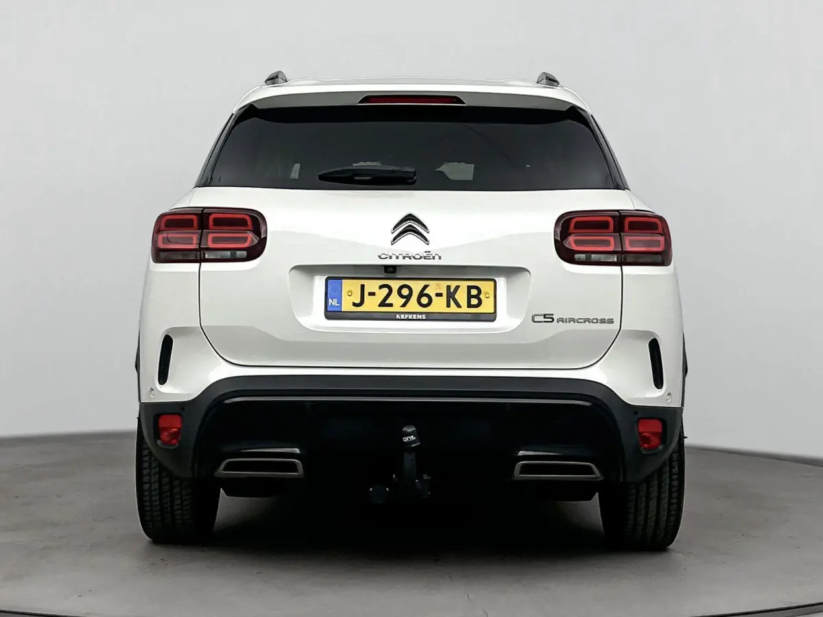 1.2 PureTech Business Plus | Trekhaak | Cruise Control | Achteruitrijcamera | Stoelverwarming | Keyless | Lane Assist | Elekt. stoelverstelling | Carplay |