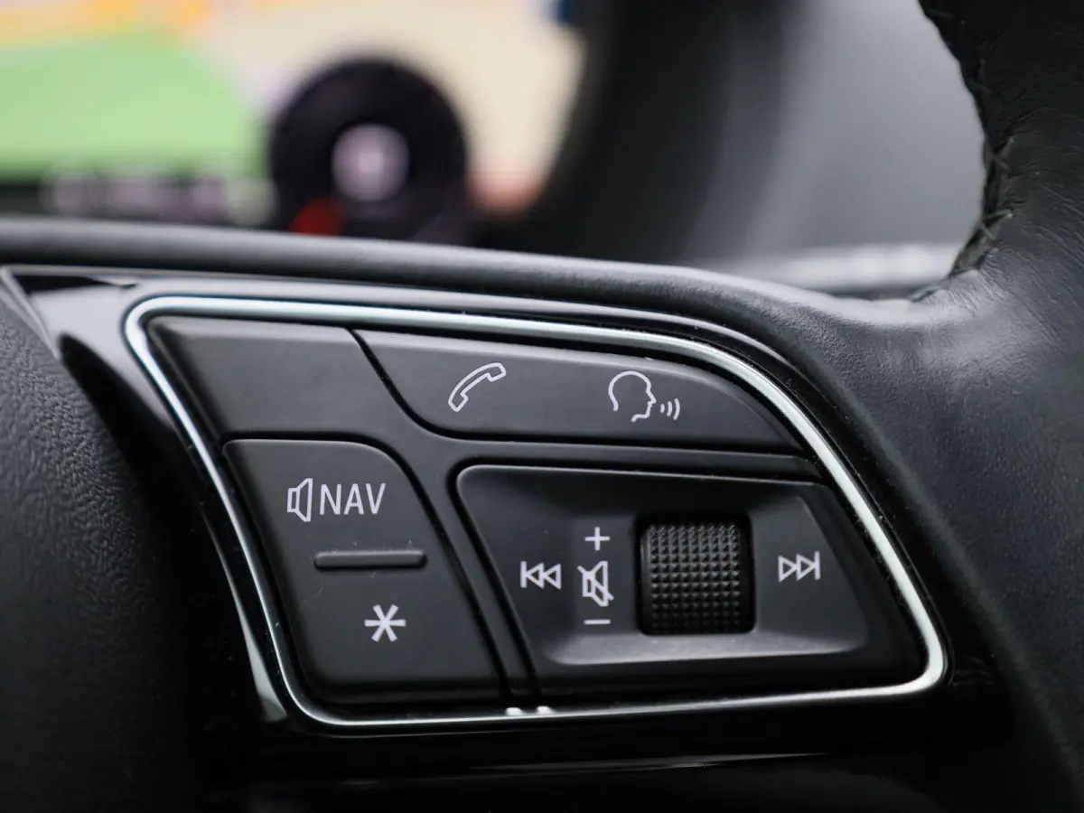 30 TFSI Advanced edition | VIRTUAL COCKPIT | STOELVERWARMING | APPLE CARPLAY - ANDROID AUTO | NAVIGATIE | CRUISE CONTROL | CLIMATE CONTROL |
