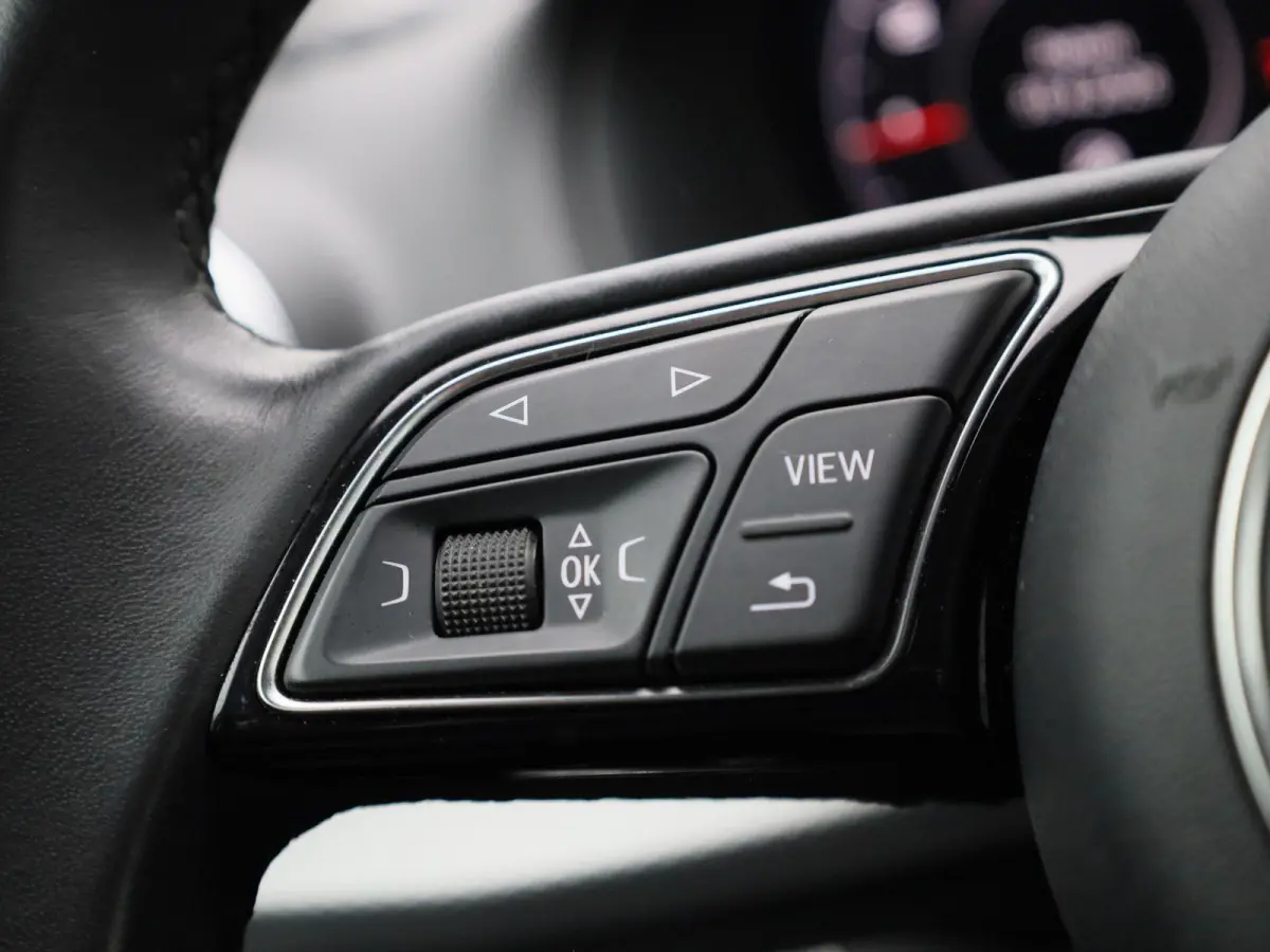 30 TFSI Advanced edition | VIRTUAL COCKPIT | STOELVERWARMING | APPLE CARPLAY - ANDROID AUTO | NAVIGATIE | CRUISE CONTROL | CLIMATE CONTROL |