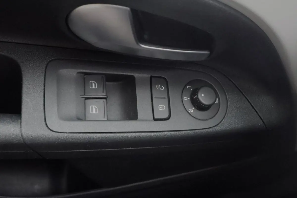 Up! 1.0 move up! DAB, AIRCO, 5 DEURS, BLUETOOTH