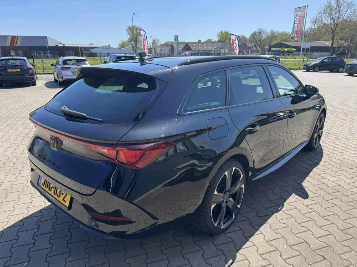 1.4 e-Hybrid VZ Performance 245 PK