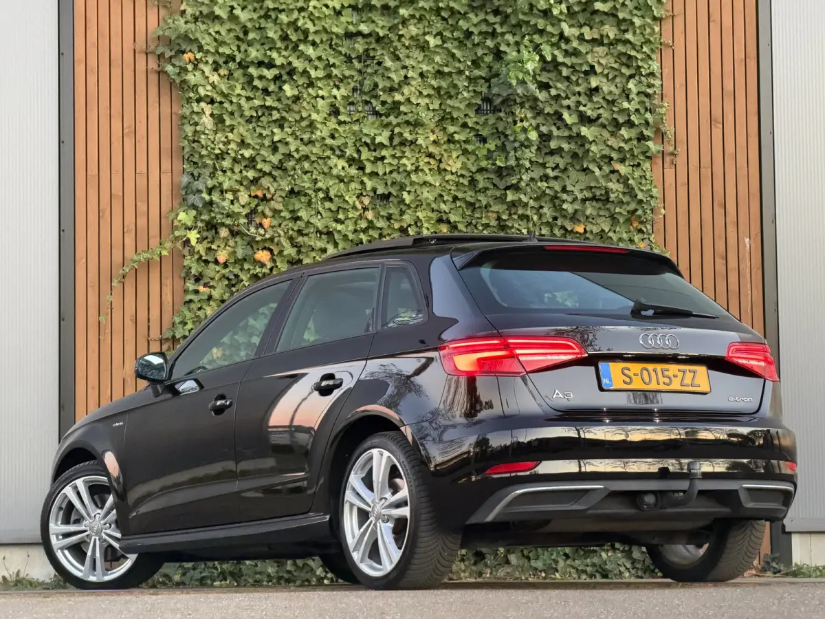 1.4 e-tron S-Line|PANO|TREKHAAK|NAVI