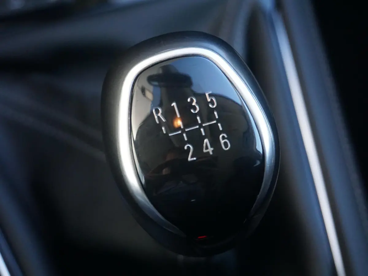 1.2 Turbo 120 Jaar Edition Trekhaak