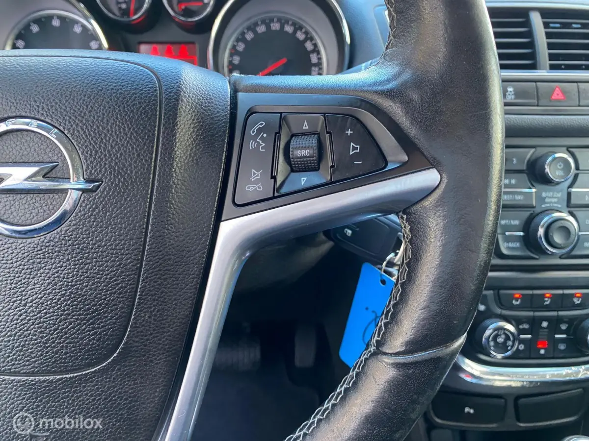 1.4 Turbo.140 PK. NAVI, CRUISE, CAMERA, AUTOMAAT.