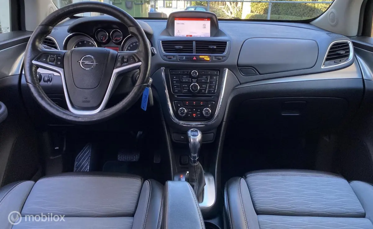1.4 Turbo.140 PK. NAVI, CRUISE, CAMERA, AUTOMAAT.