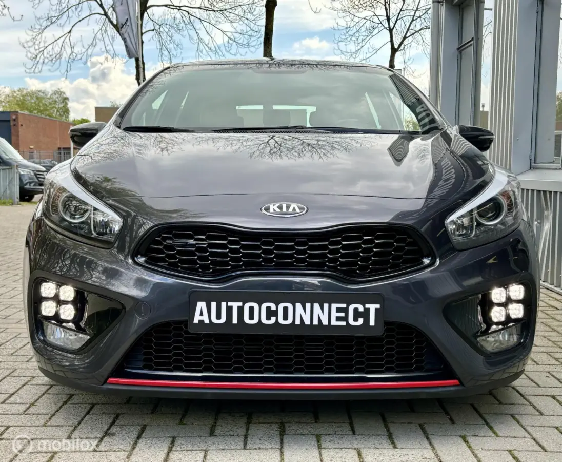 cee'd 1.6 GDI GT 204 PK, NAVI, CAMERA, CRUISE
