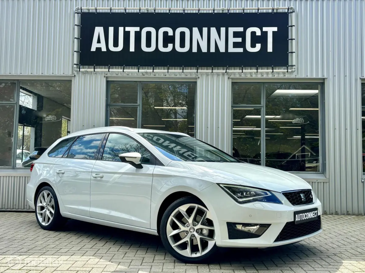 1.4 TSI FR. NAVI, CRUISE, XENON, STOELVERWARMING.