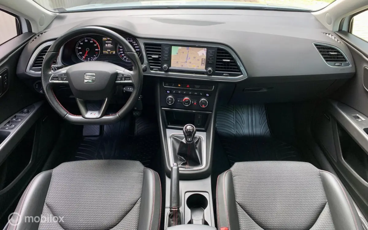 1.4 TSI FR. NAVI, CRUISE, XENON, STOELVERWARMING.