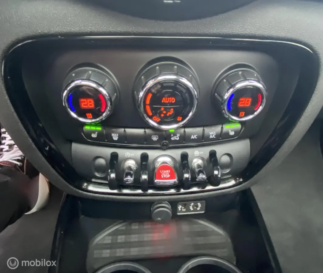 2.0 Cooper S AUTOMAAT, PANODAK, NAVI, HALF/LEDER, VOL OPTIES