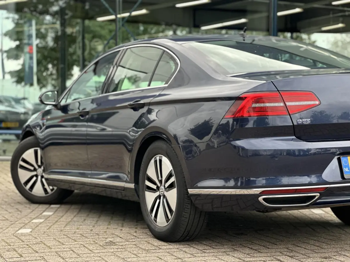1.4 TSI GTE Plug-in DSG sedan 2017 1e eig