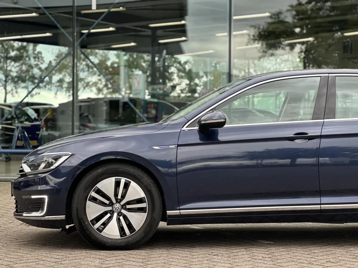 1.4 TSI GTE Plug-in DSG sedan 2017 1e eig