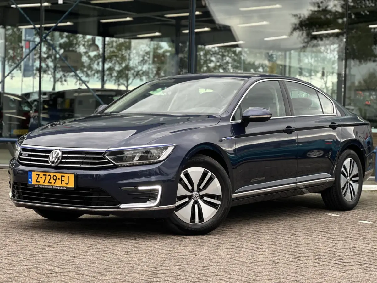 1.4 TSI GTE Plug-in DSG sedan 2017 1e eig